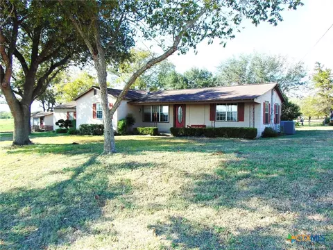 1714 County Road 355, Shiner, TX 77984