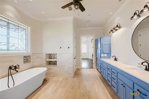 Bath - 0 Prado Vis, Elgin, TX 78621 photo 3 of 6