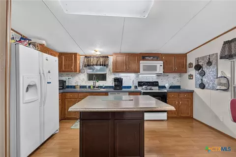 Kitchen - 7000 Moffat Loop, Temple, TX 76502 photo 4 of 4