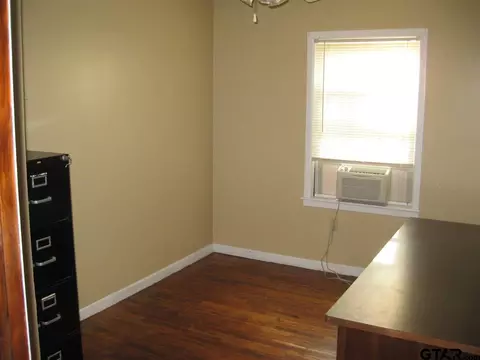 324 Fairview, Rusk, TX 75785 photo 6