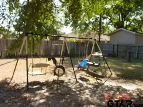 1605 Pinecrest, Gilmer, TX 75644 photo 17