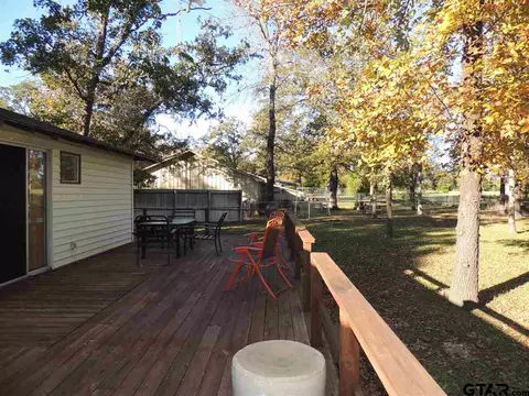 243 Hideaway Ln E, Hideaway, TX 75771 photo 15