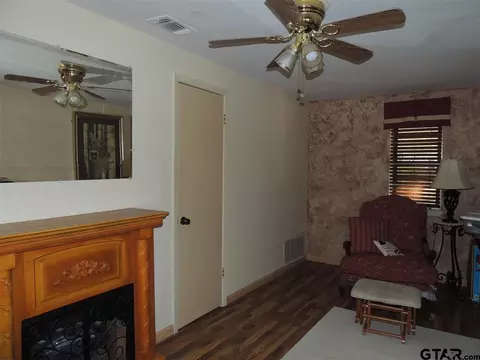 243 Hideaway Ln E, Hideaway, TX 75771 photo 7