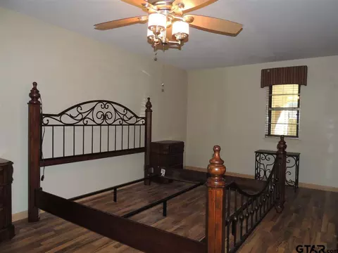 243 Hideaway Ln E, Hideaway, TX 75771 photo 10