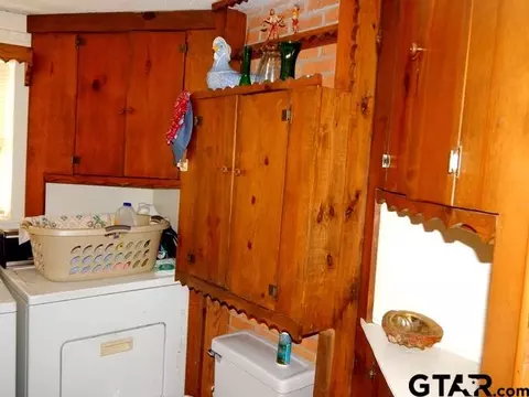 1084 E Main, Van, TX 75790 photo 17