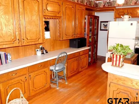 1084 E Main, Van, TX 75790 photo 10
