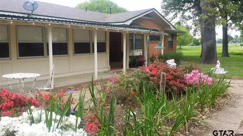 1084 E Main, Van, TX 75790 photo 36