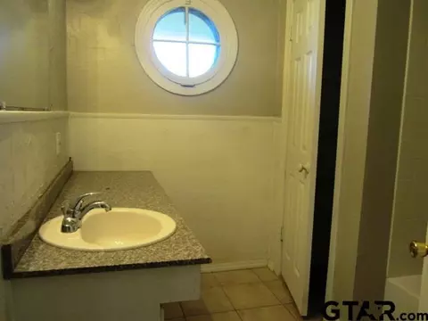 1913 E 5th, Tyler, TX 75701 photo 8