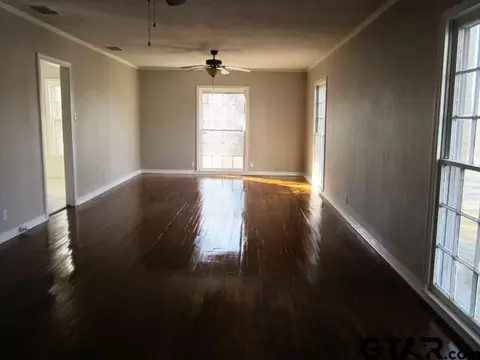 1913 E 5th, Tyler, TX 75701 photo 2
