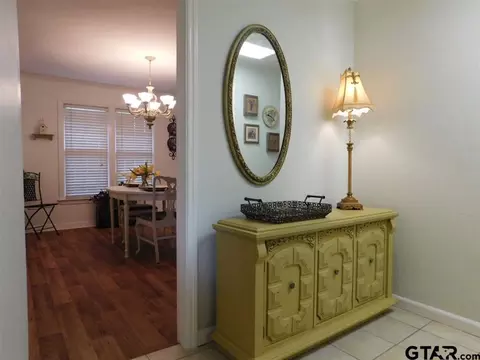 727 Pine St, Gilmer, TX 75644 photo 8