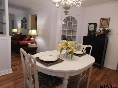 727 Pine St, Gilmer, TX 75644 photo 7
