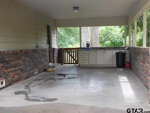 727 Pine St, Gilmer, TX 75644 photo 22