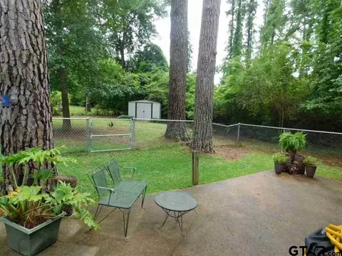 727 Pine St, Gilmer, TX 75644 photo 18