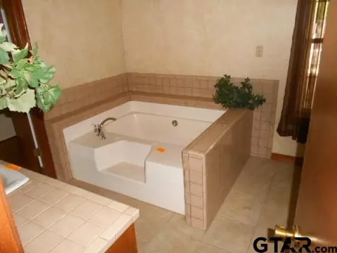 265 E Cr 439, Bronson, TX 75930 photo 7