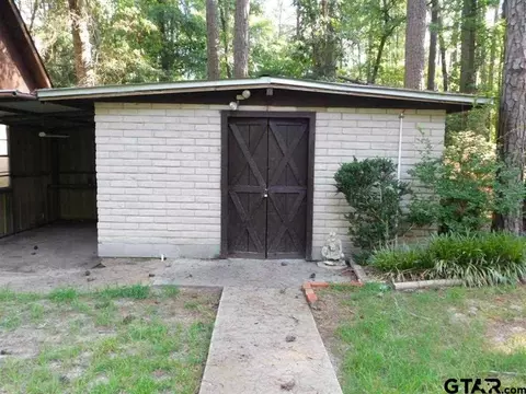 209 Maple, Gilmer, TX 75644 photo 15
