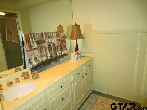 512 E Third, Tyler, TX 75701 photo 14