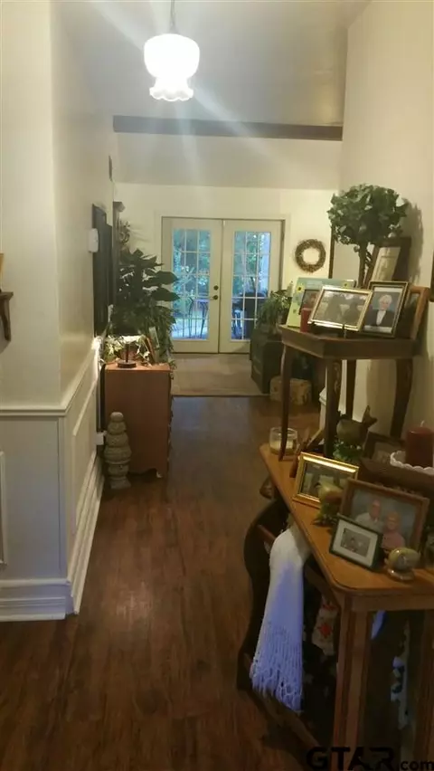 1209 Chad, Longview, TX 75604 photo 4