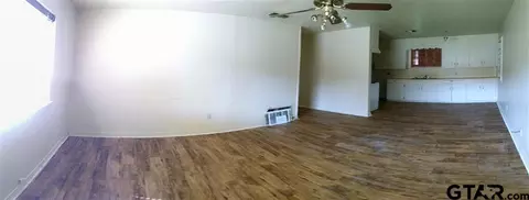 916 Schley, Gilmer, TX 75644 photo 2