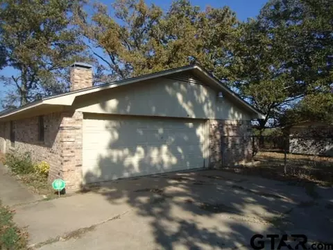 7939 Timber Cir, Tyler, TX 75708 photo 2