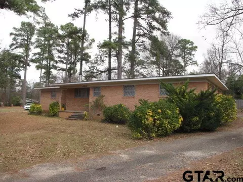 1120 Pine Bluff Dr, Longview, TX 75604 photo 1