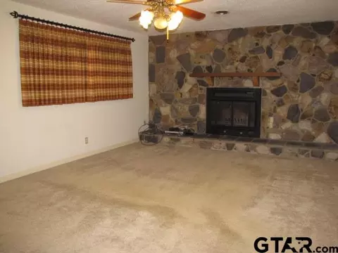 1120 Pine Bluff Dr, Longview, TX 75604 photo 2