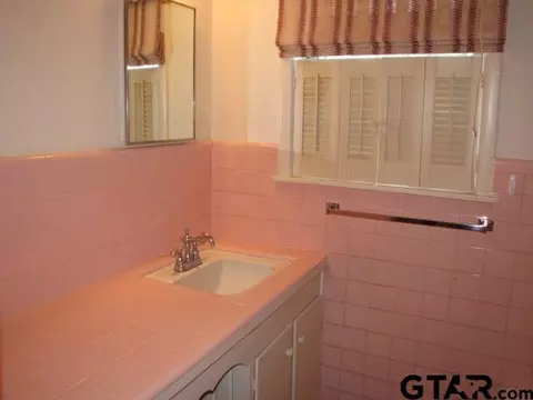 1120 Pine Bluff Dr, Longview, TX 75604 photo 9