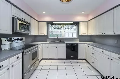 304 Beverly, Longview, TX 75601 photo 10