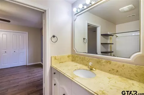 304 Beverly, Longview, TX 75601 photo 17