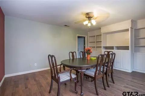 304 Beverly, Longview, TX 75601 photo 5
