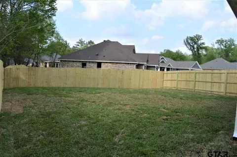 1744 Austin, Tyler, TX 75701 photo 17