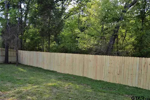 1744 Austin, Tyler, TX 75701 photo 18