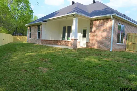 1744 Austin, Tyler, TX 75701 photo 16