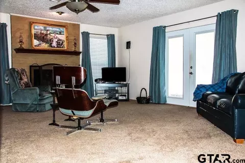 302 Hideaway Ln E, Hideaway, TX 75771 photo 11
