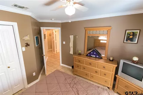 302 E Br, Longview, TX 75605 photo 19