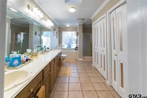 302 E Br, Longview, TX 75605 photo 13