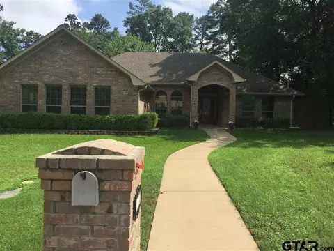 302 E Br, Longview, TX 75605 photo 3