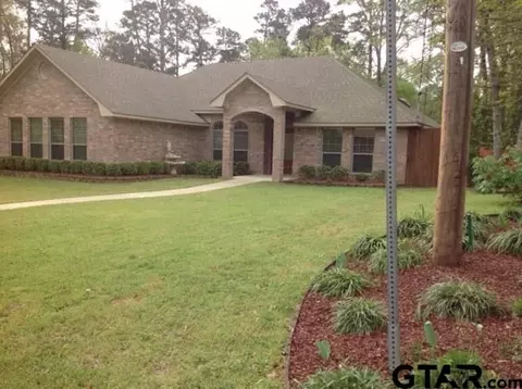 302 E Br, Longview, TX 75605 photo 1