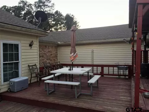 708 Pine St, Gilmer, TX 75644 photo 7