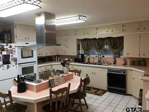 708 Pine St, Gilmer, TX 75644 photo 19