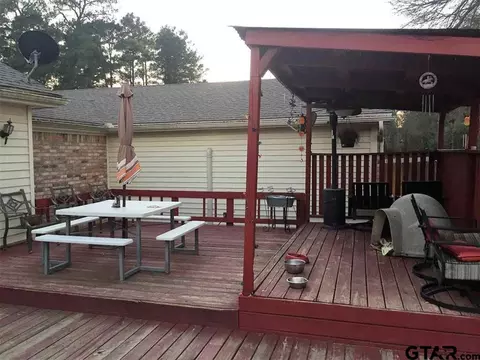 708 Pine St, Gilmer, TX 75644 photo 8