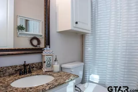 5002 Will Way, Longview, TX 75604 photo 9