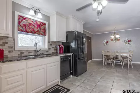 201 Ruby, Longview, TX 75604 photo 9