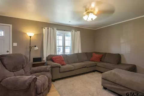 201 Ruby, Longview, TX 75604 photo 3