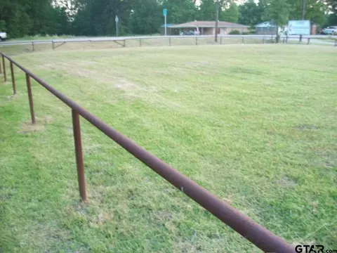 455 Rust St, Avery, TX 75554 photo 15