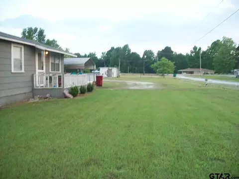 455 Rust St, Avery, TX 75554 photo 9