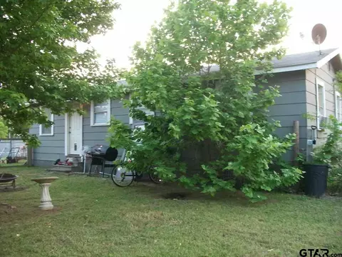 455 Rust St, Avery, TX 75554 photo 11