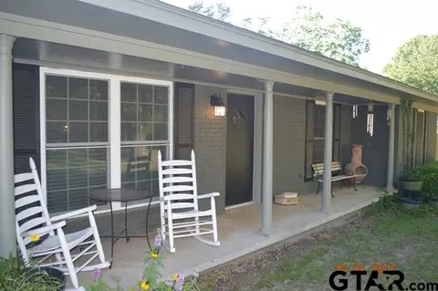 105 Mockingbird, Gilmer, TX 75645 photo 3