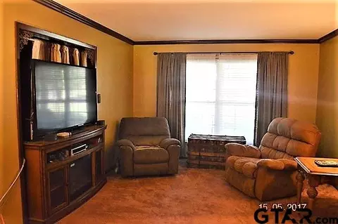 105 Mockingbird, Gilmer, TX 75645 photo 14