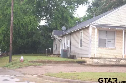 1329 E Commerce, Tyler, TX 75702 photo 2