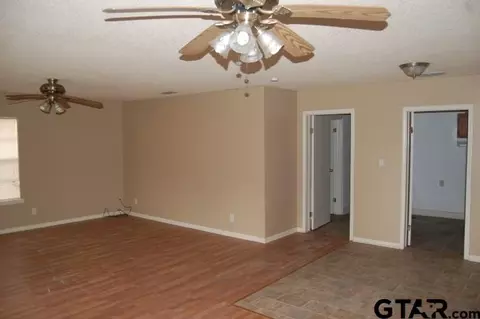 1329 E Commerce, Tyler, TX 75702 photo 4